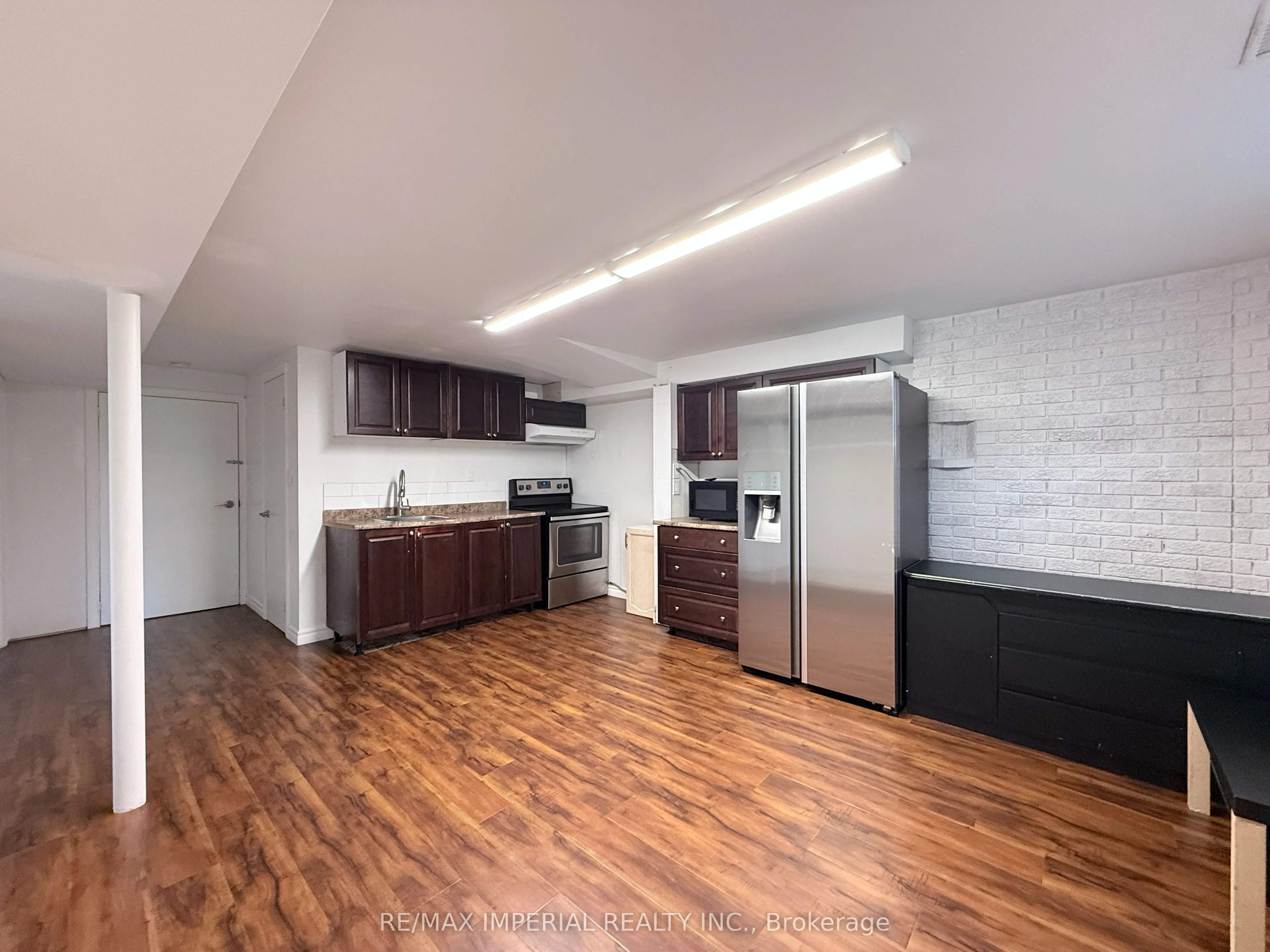Detached Home For Lease | N13246038