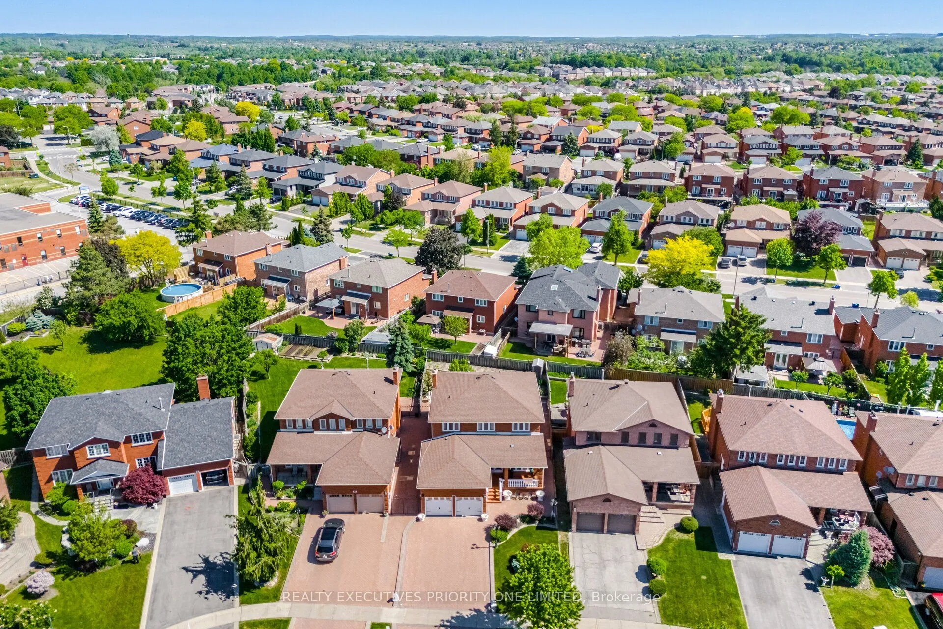 Detached Home For Sale | N13246258
