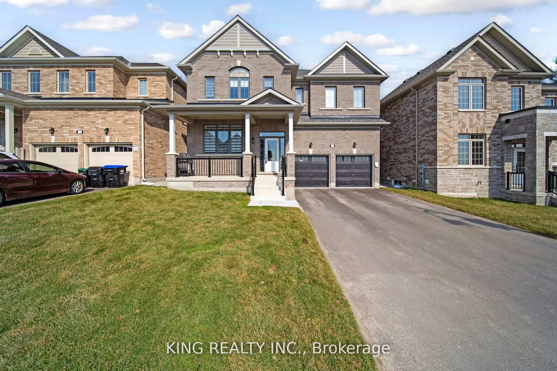 Detached Home For Sale | N13247680