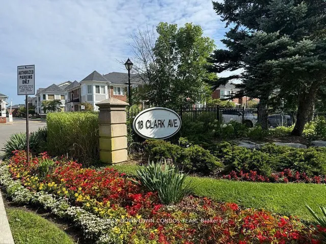 18 Clark W Avenue, Vaughan, ON L4J 8H1