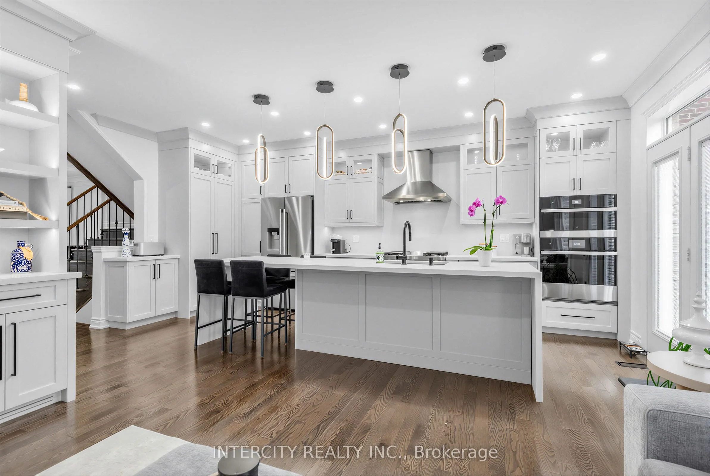 Detached Home For Sale | N13250022