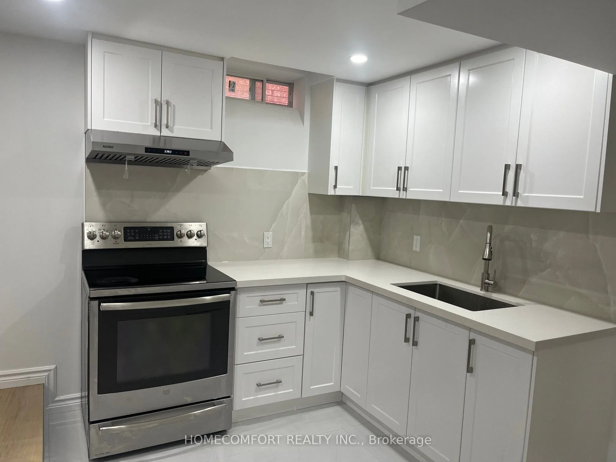 Detached Home For Lease | N13250078
