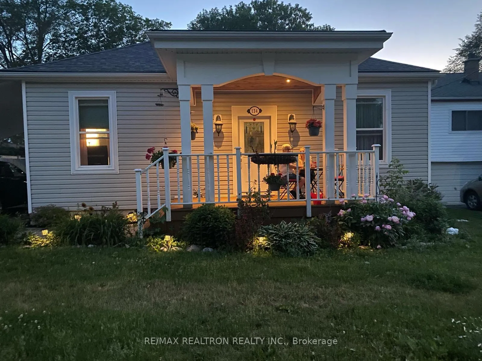 Detached Home For Lease | N13288914