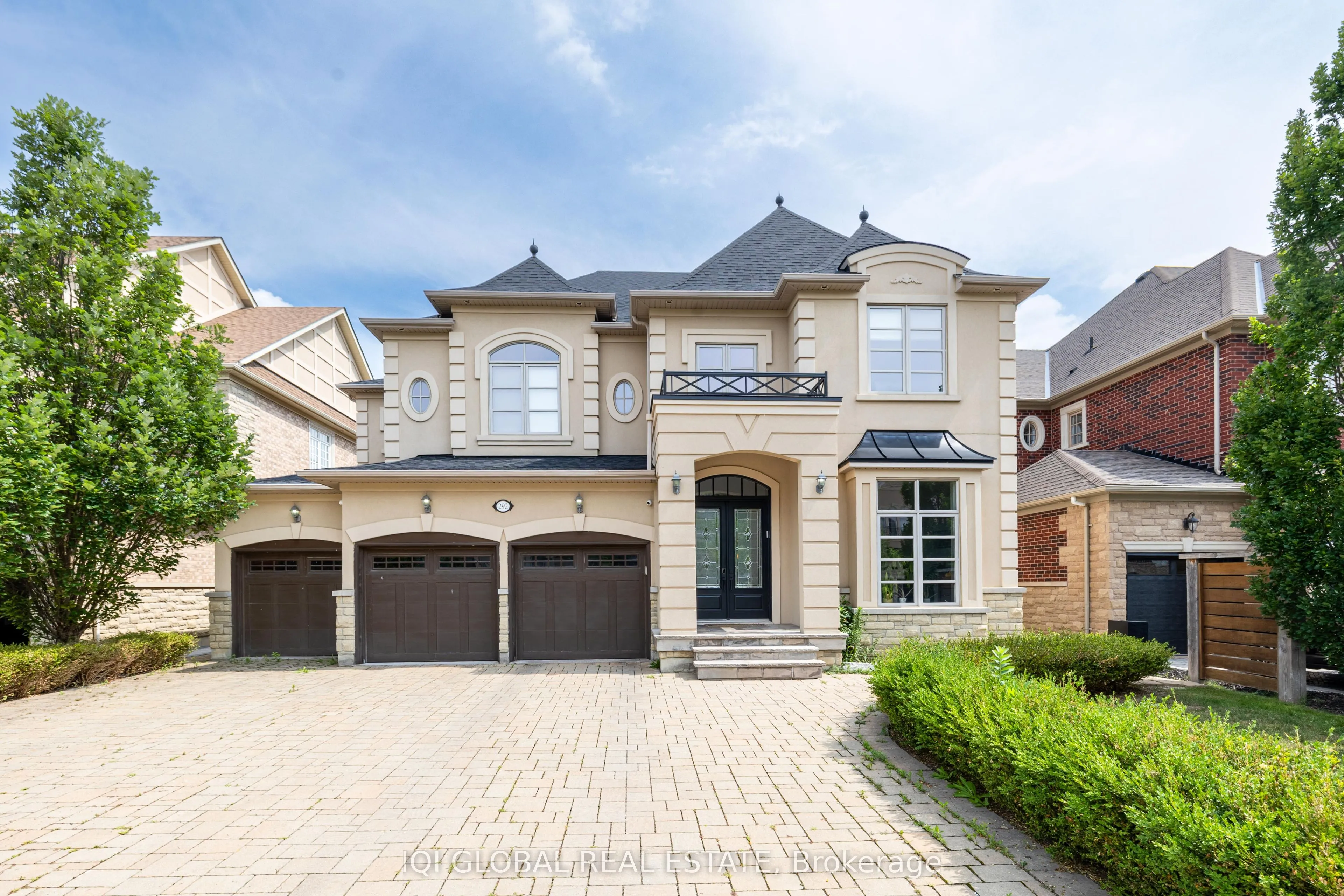 Detached Home For Sale | N13412682