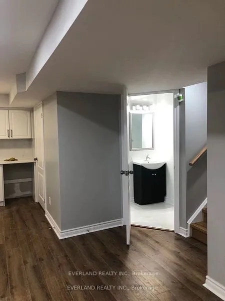 Detached Home For Lease | N13418014