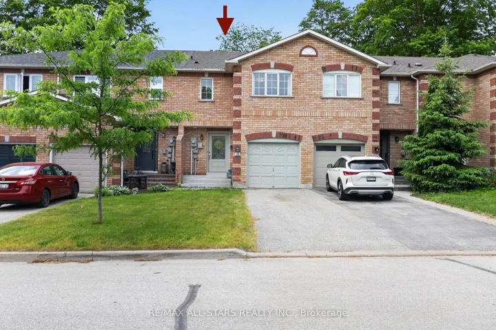 Great neighbourhood. All brick freehold townhome.