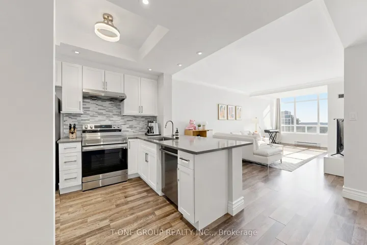 22 Clarissa Drive, Richmond Hill, ON L4C 9R6