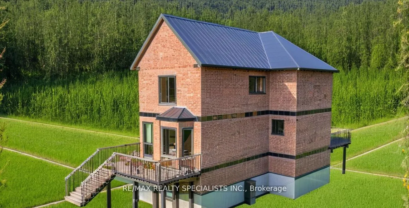 Detached Home For Sale | N13422962