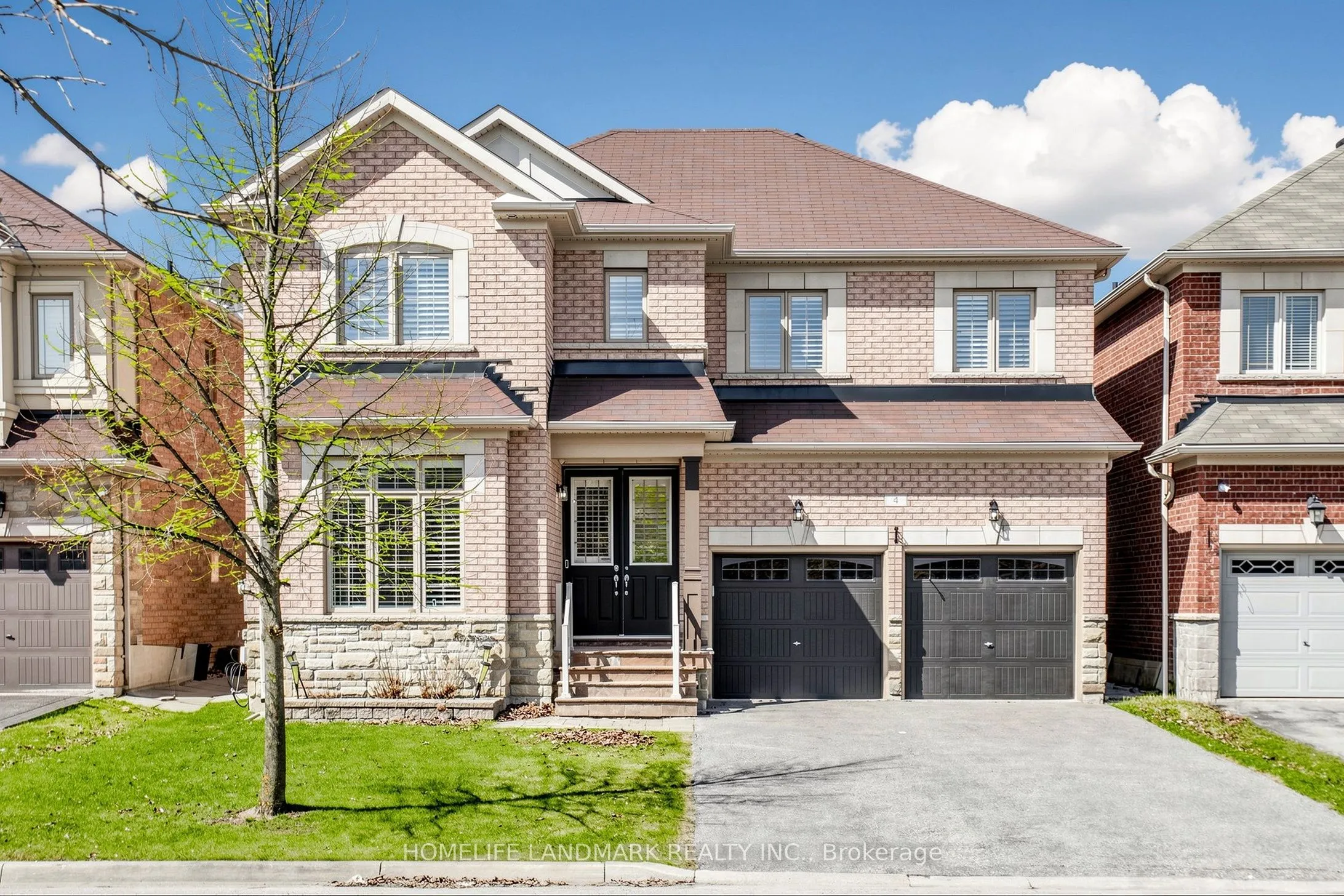 Detached Home For Sale | N13424640
