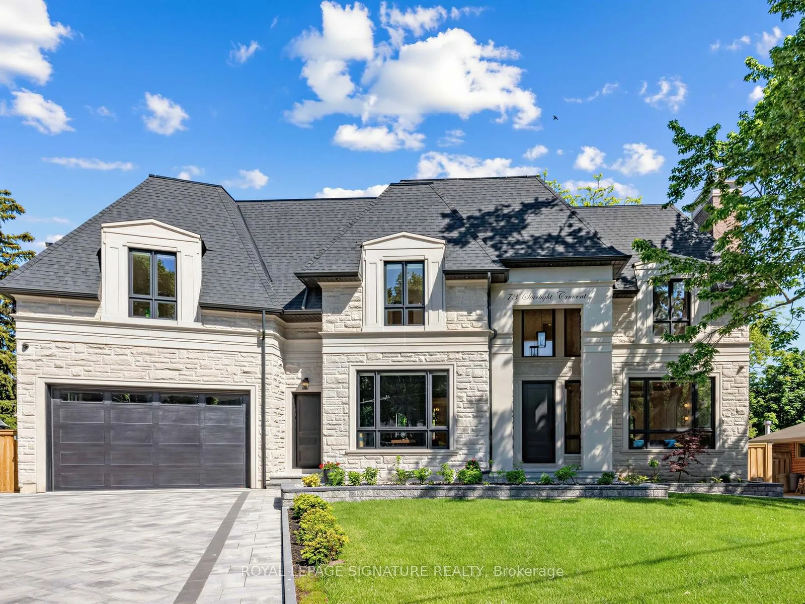 Detached Home For Sale | N13424962