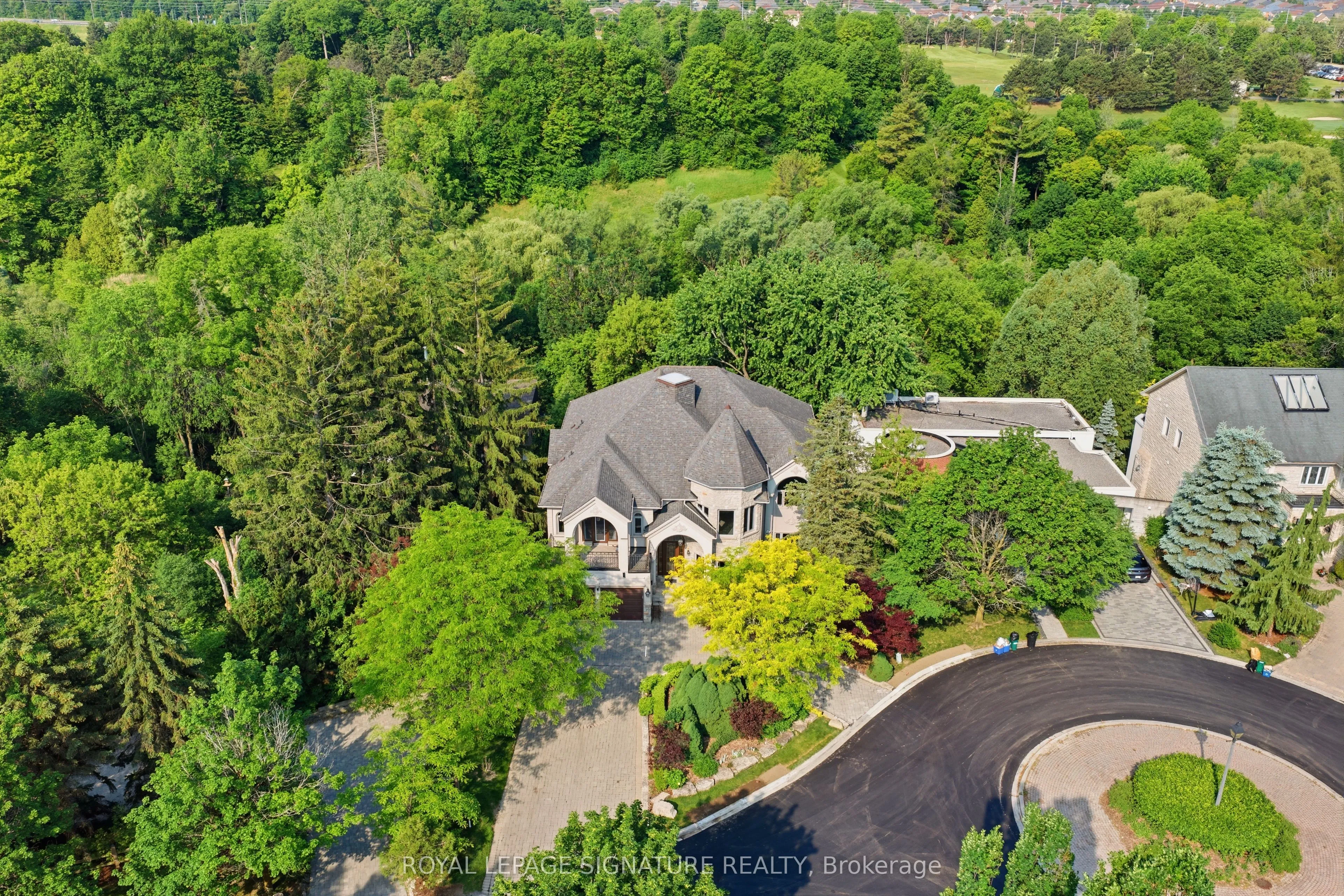 Detached Home For Sale | N13428594