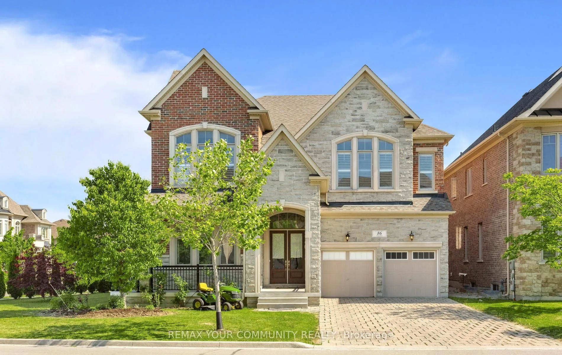 Detached Home For Sale | N13432188