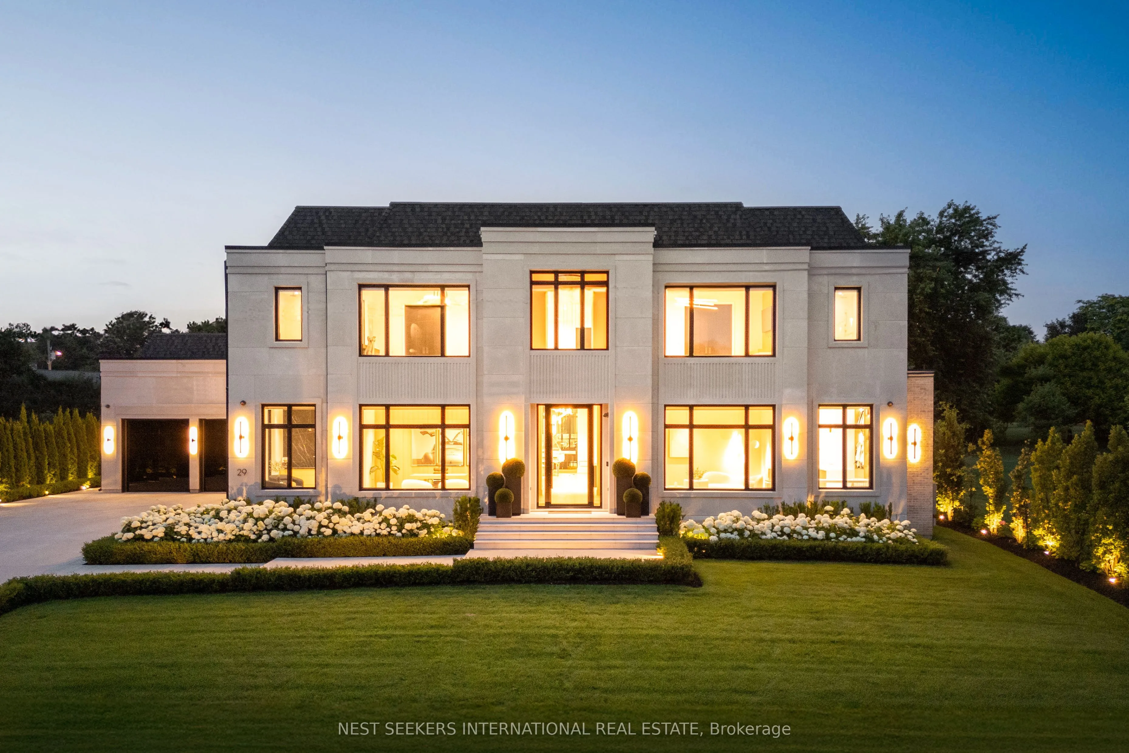 Detached Home For Sale | N13437886