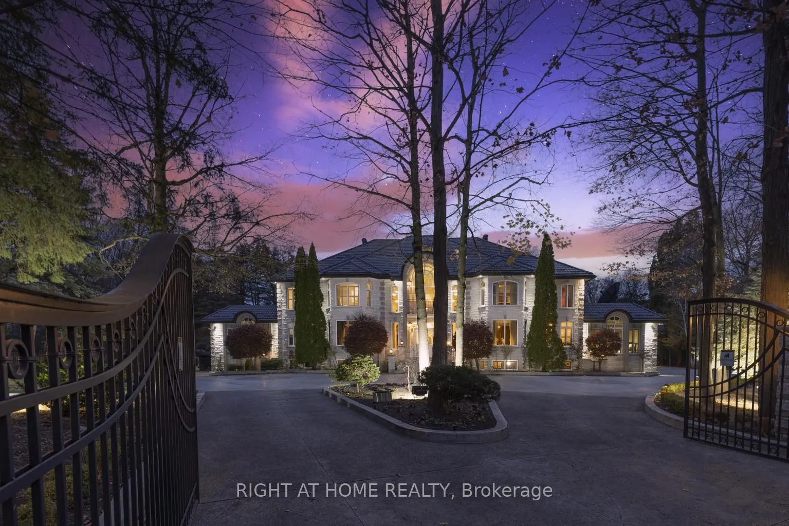 Detached Home For Sale | N13440822
