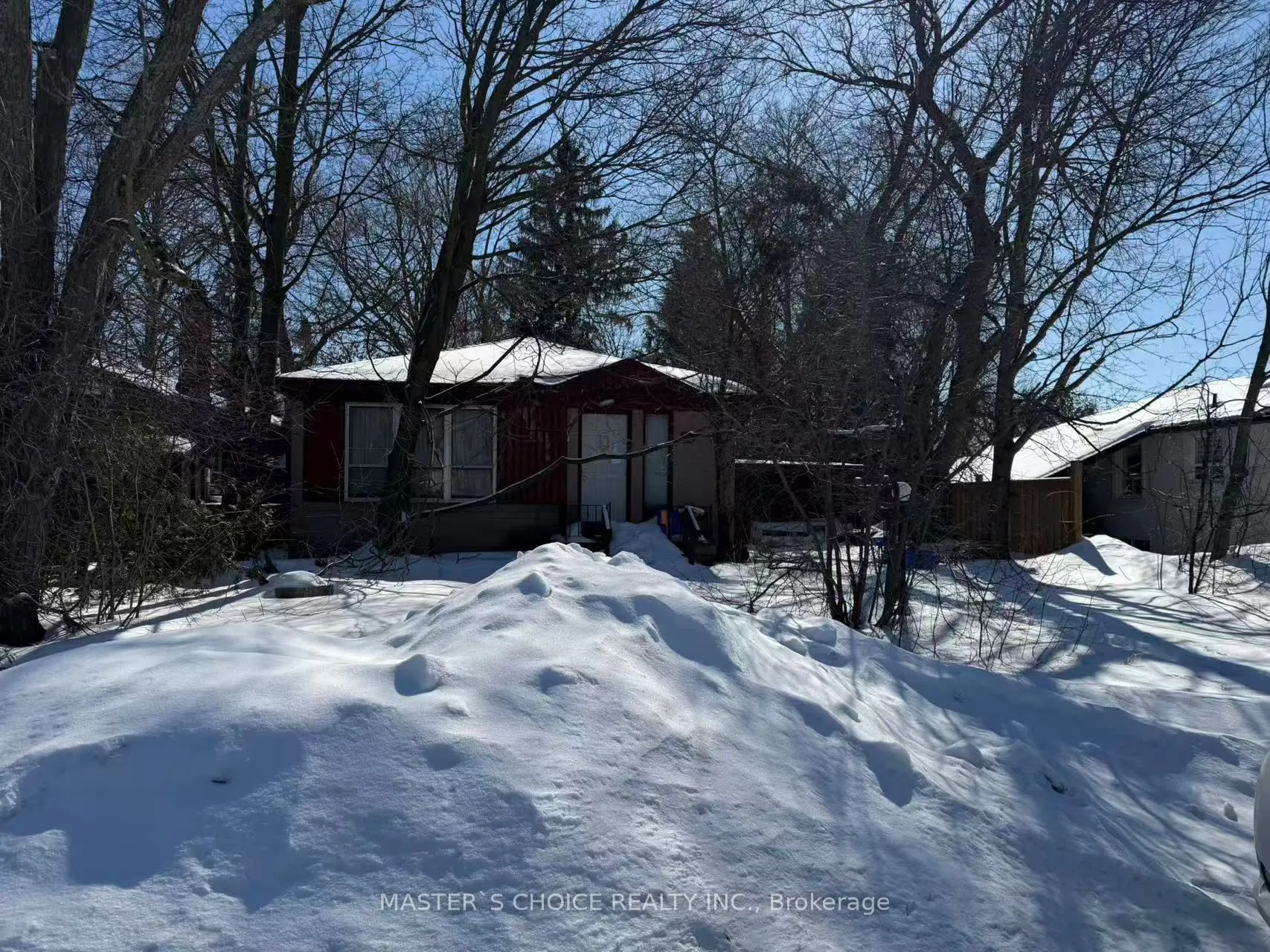 Detached Home For Sale | N13442078