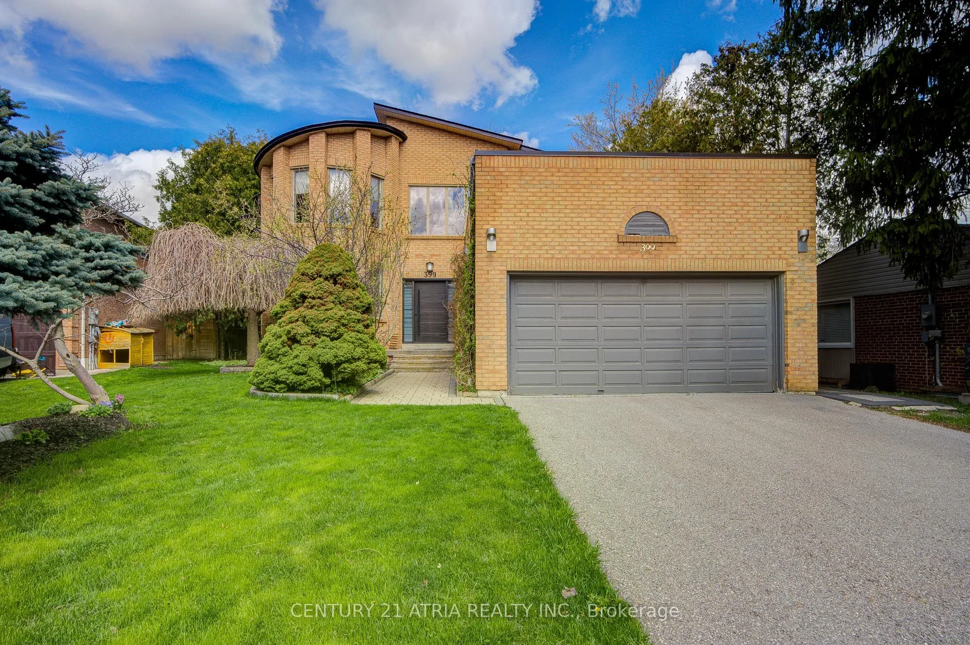 Detached Home For Sale | N13444158