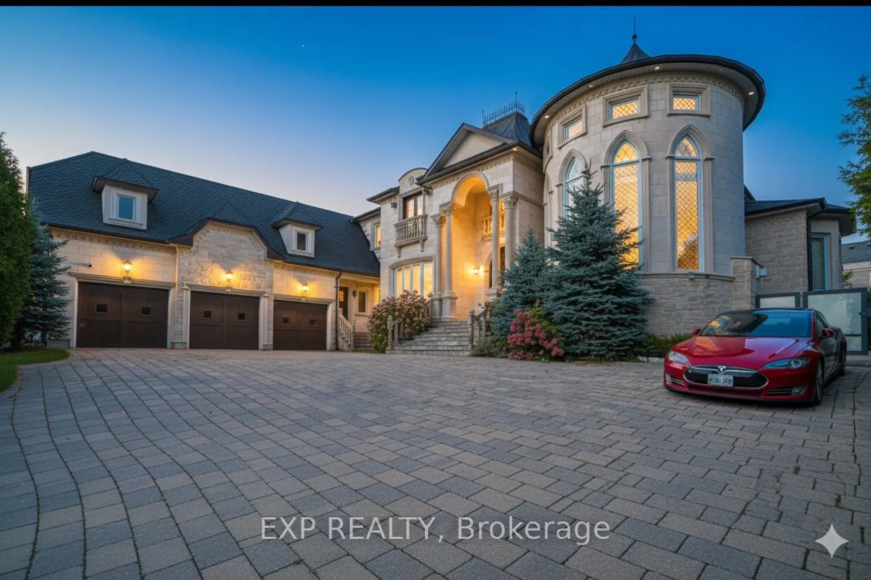 Detached Home For Sale | N13444736