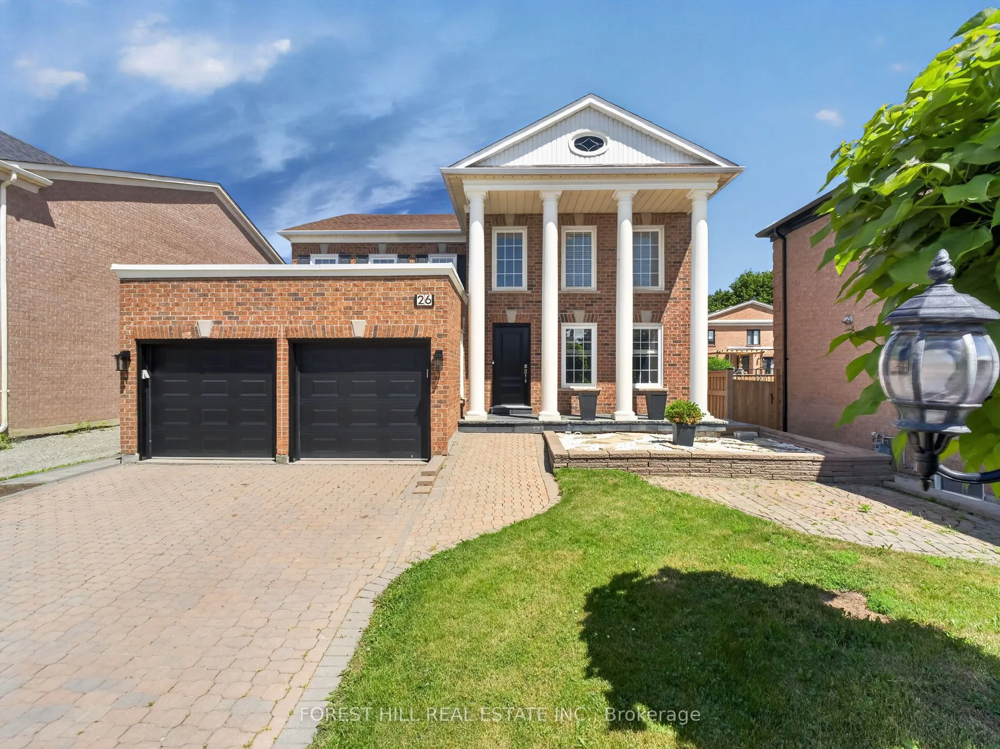 Detached Home For Sale | N13446522