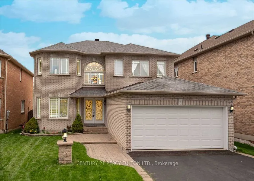 Detached Home For Lease | N13449072