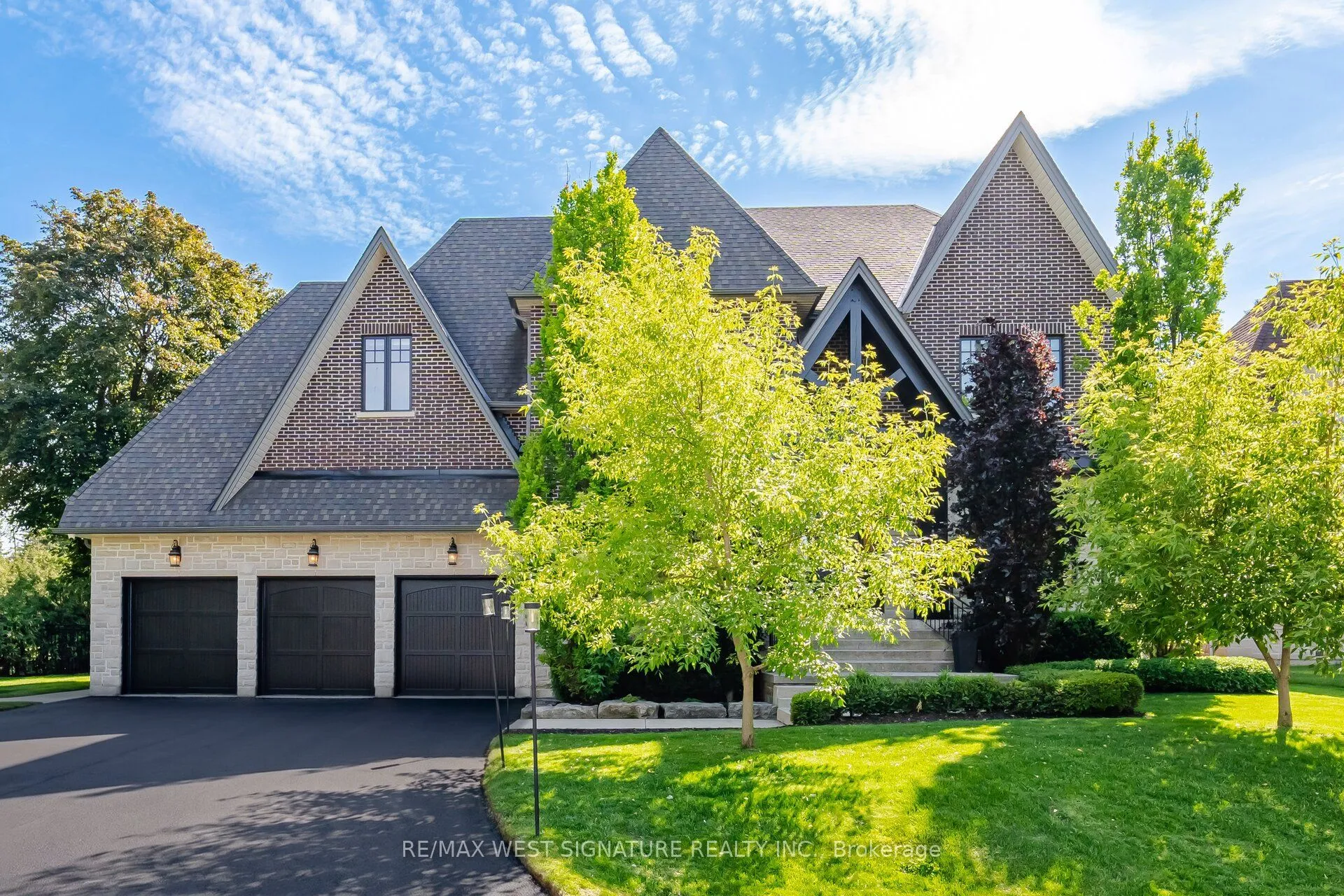 Detached Home For Sale | N13450674