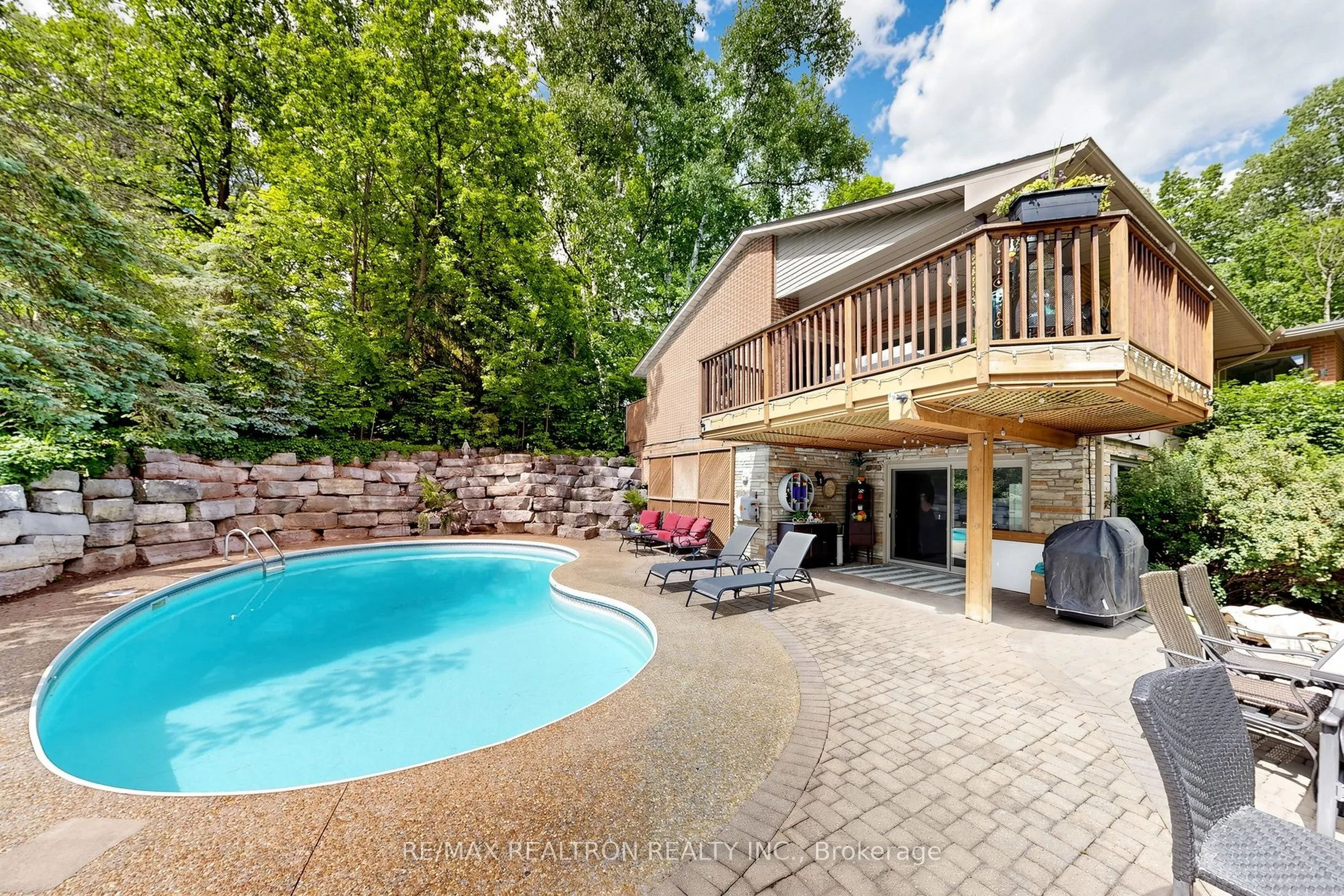 Detached Home For Sale | N13451238