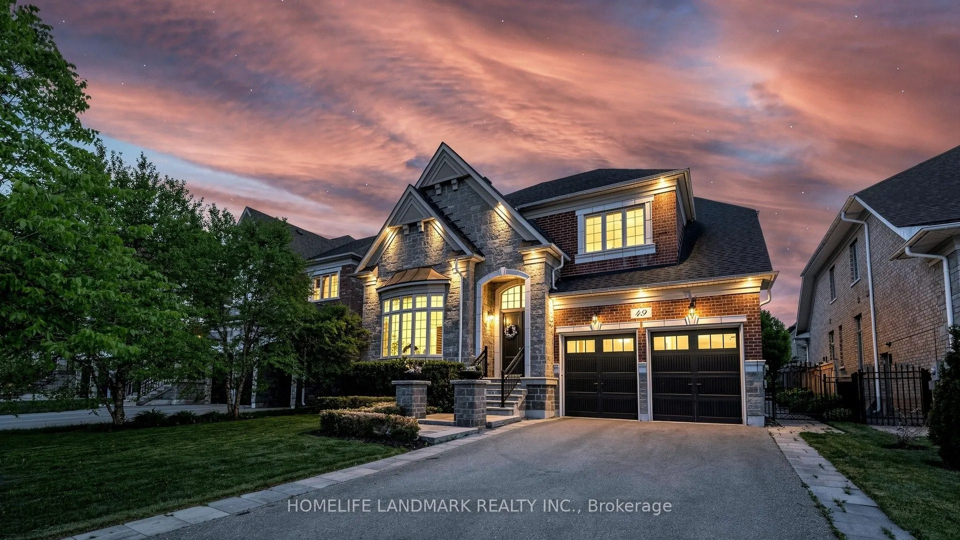 Detached Home For Sale | N13452746