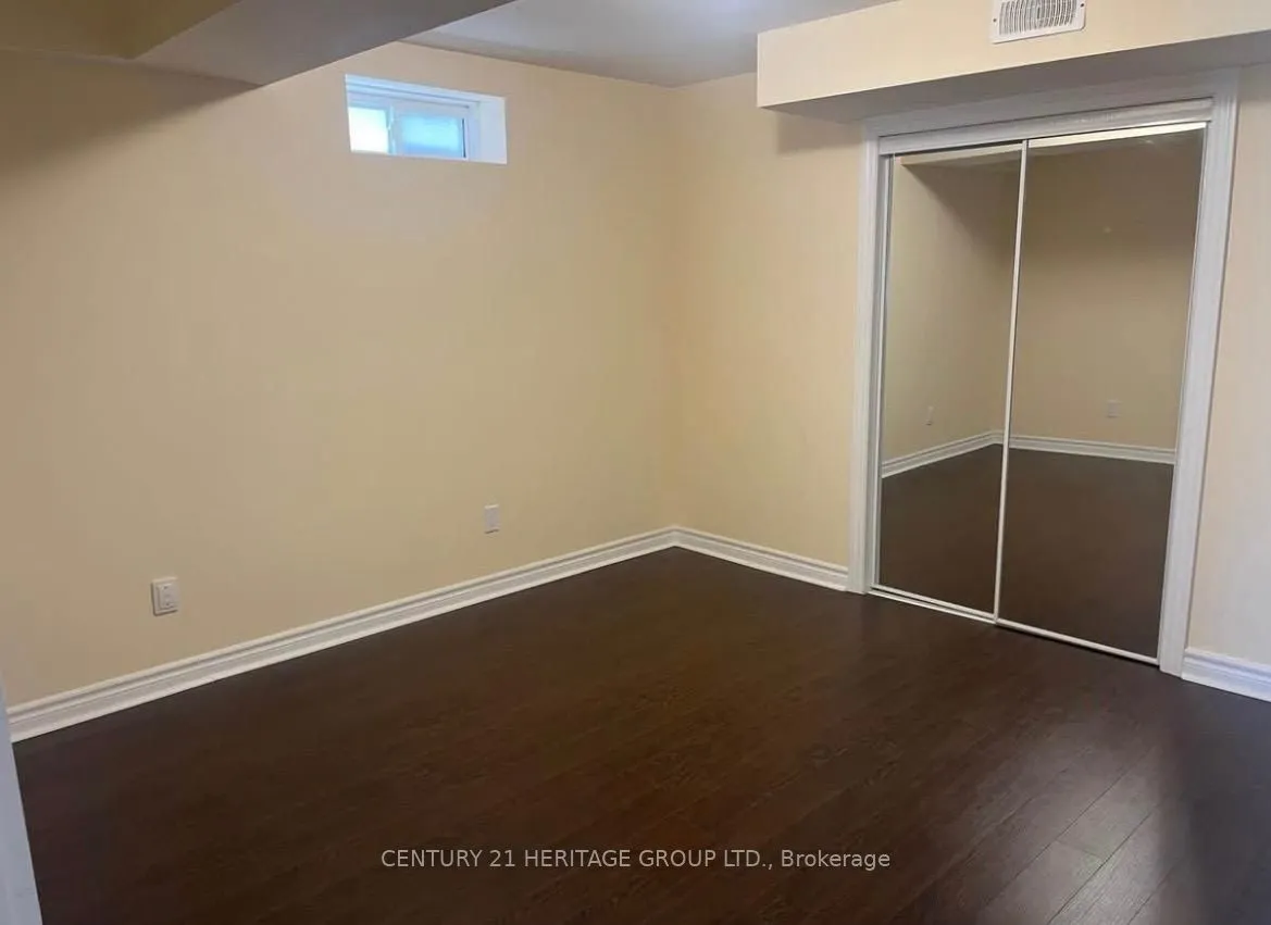 Detached Home For Lease | N13455262