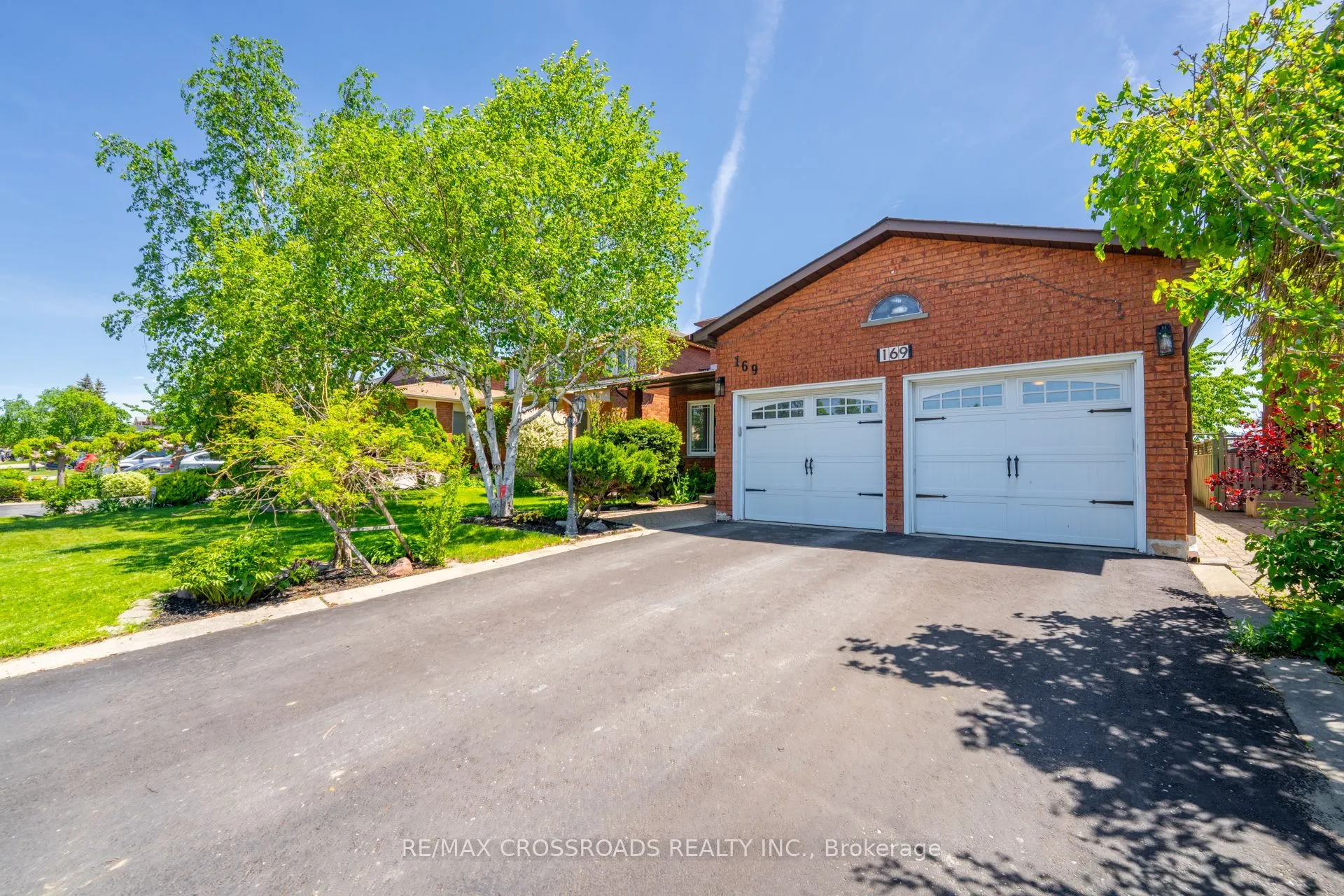Detached Home For Lease | N13455682