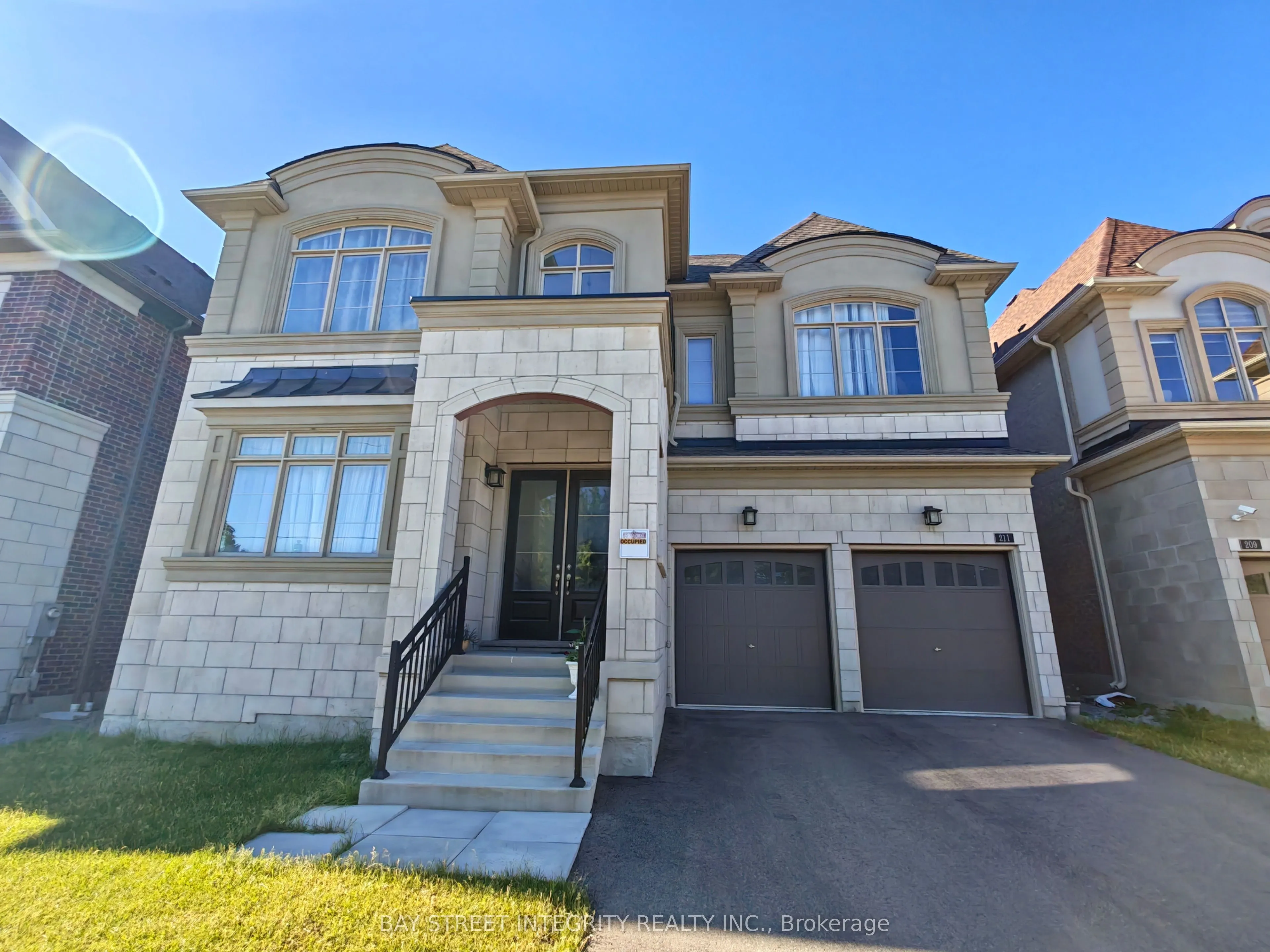 Detached Home For Lease | N13459676