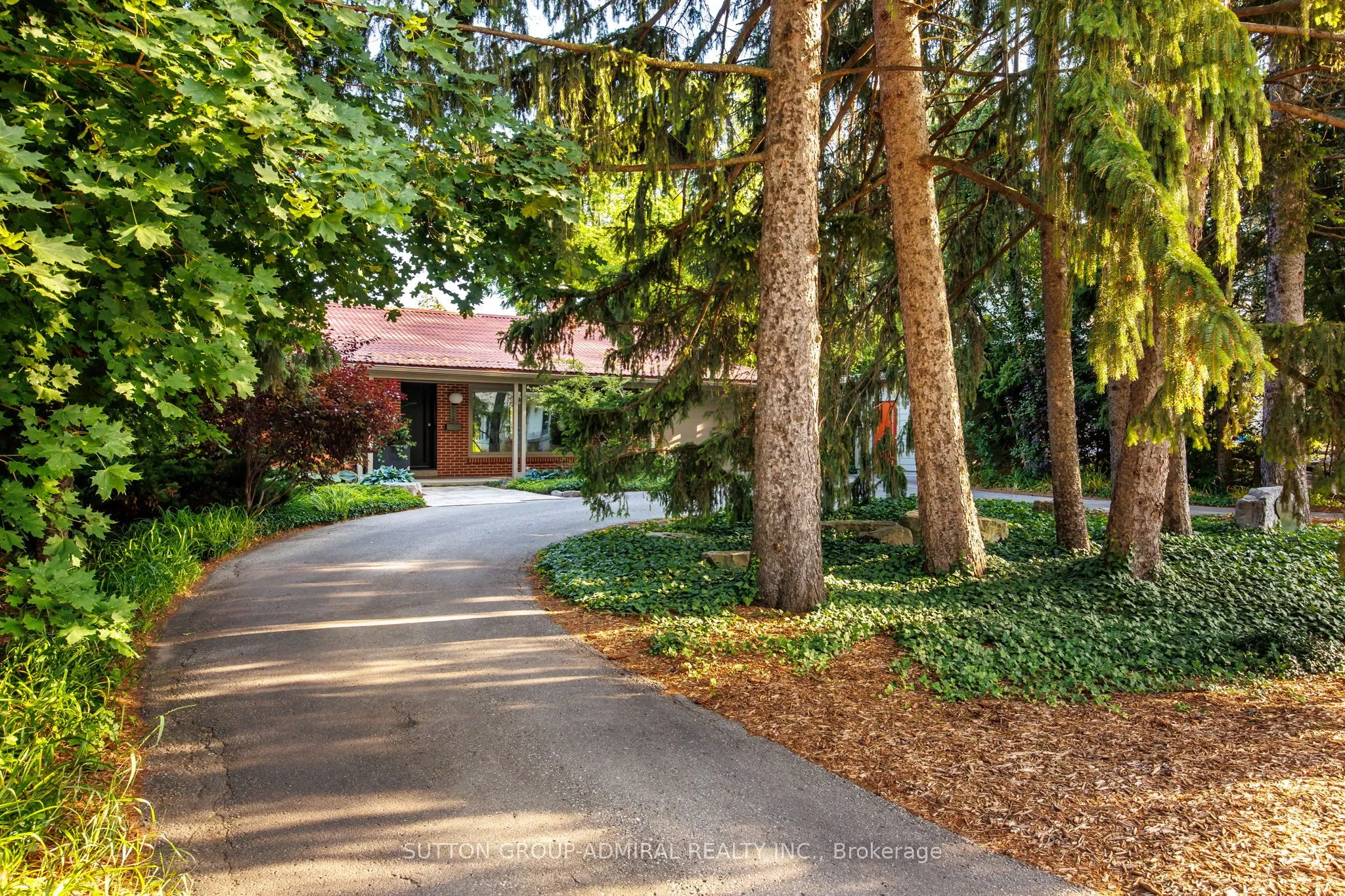 Detached Home For Sale | N13459814