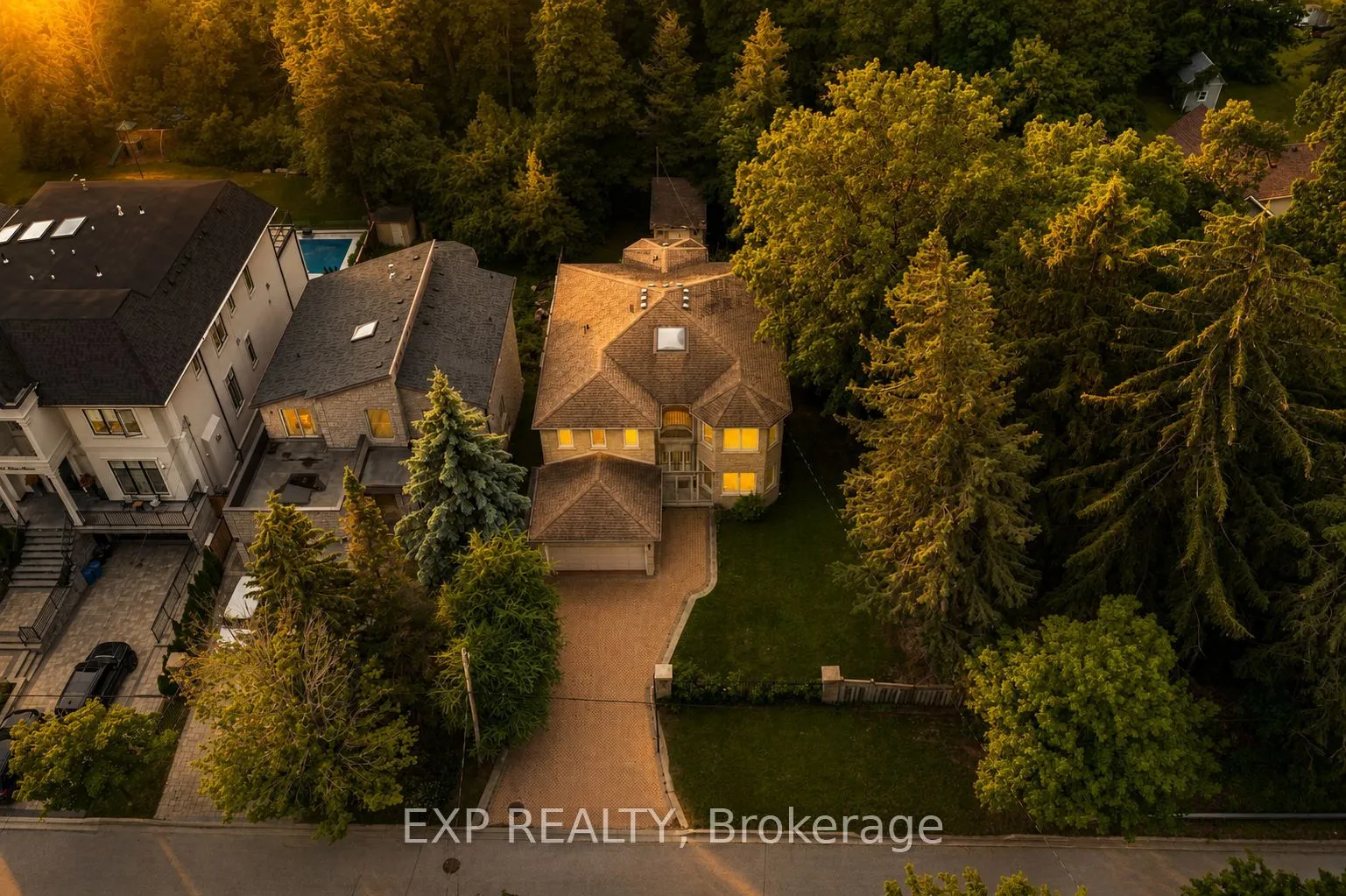 Detached Home For Sale | N13461416