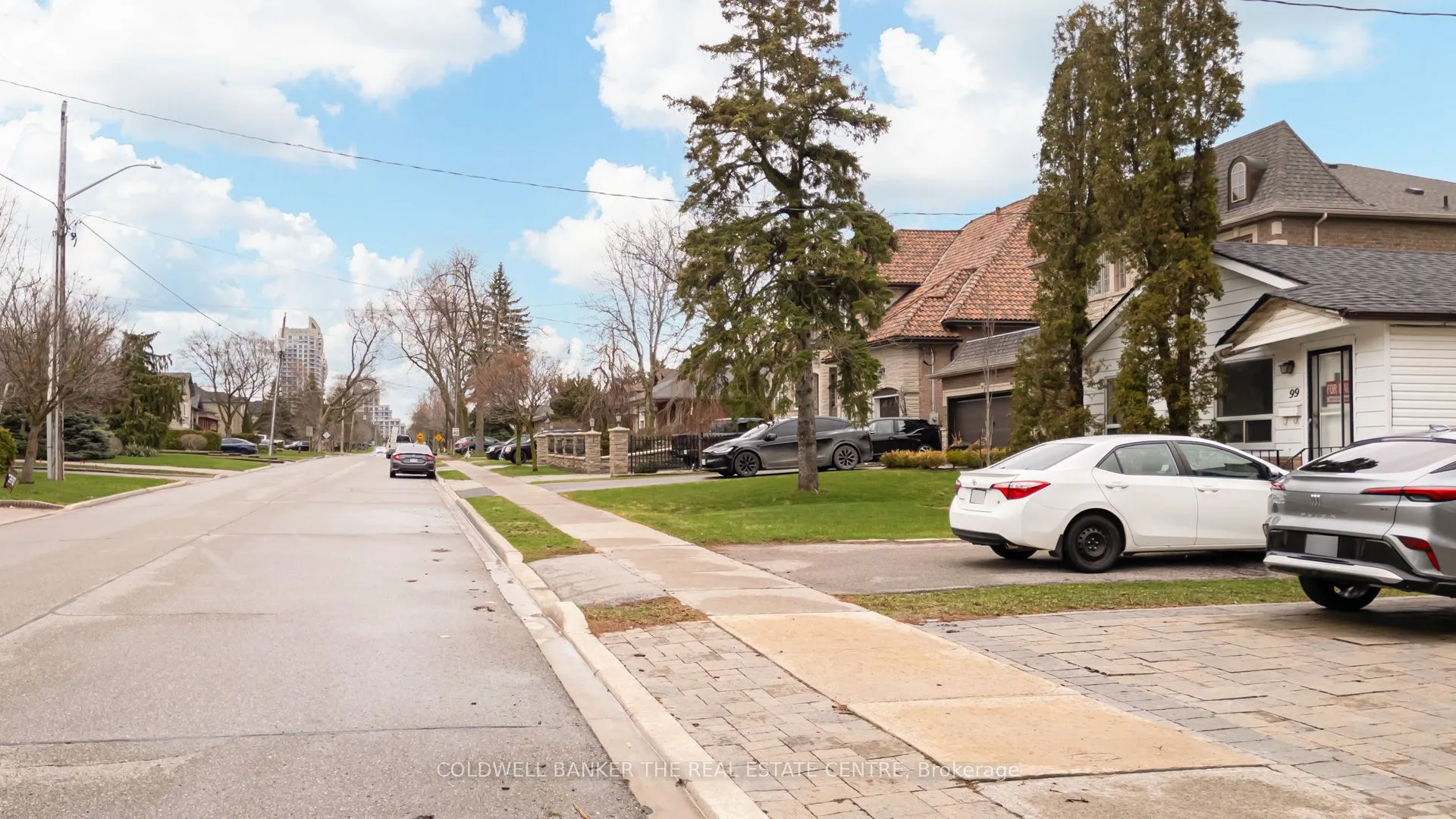 Detached Home For Sale | N13462470