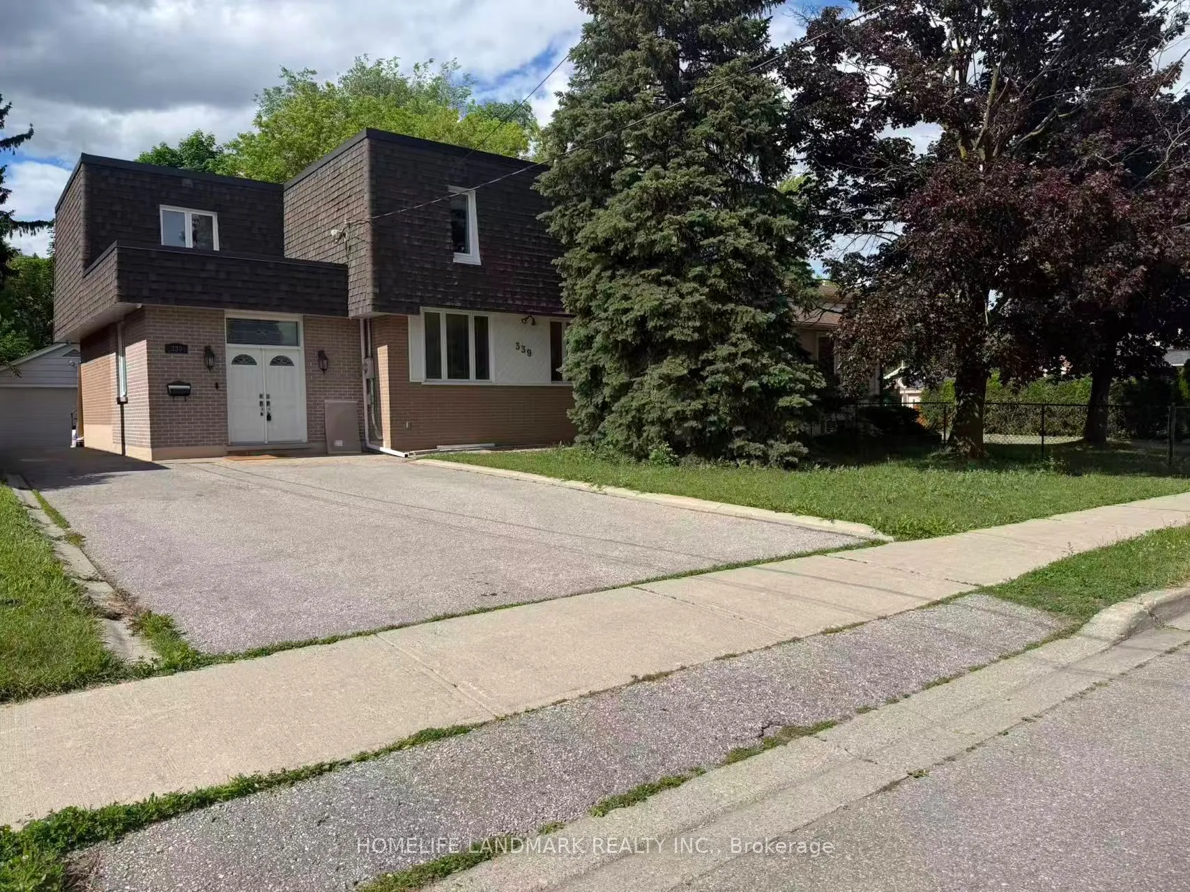 Detached Home For Lease | N13469608