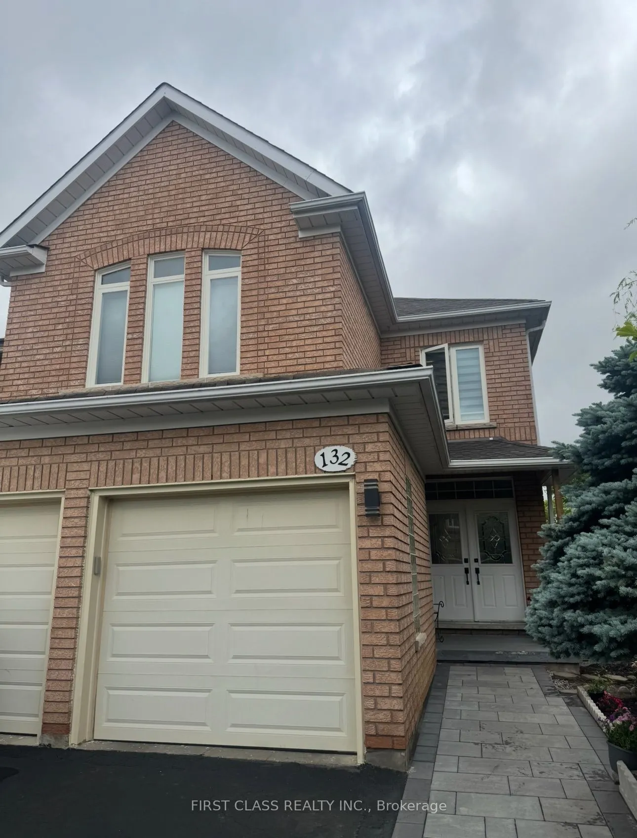 Detached Home For Lease | N13471012