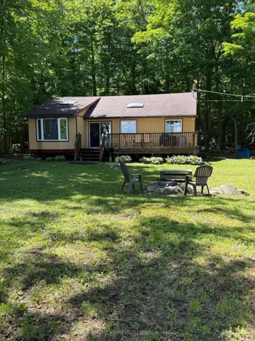 Front of Cottage view