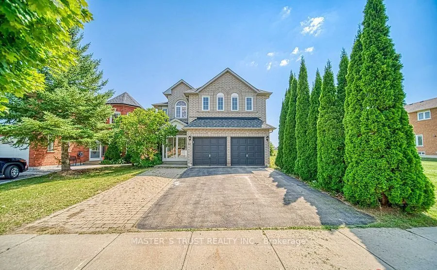 Detached Home For Lease | N13472462