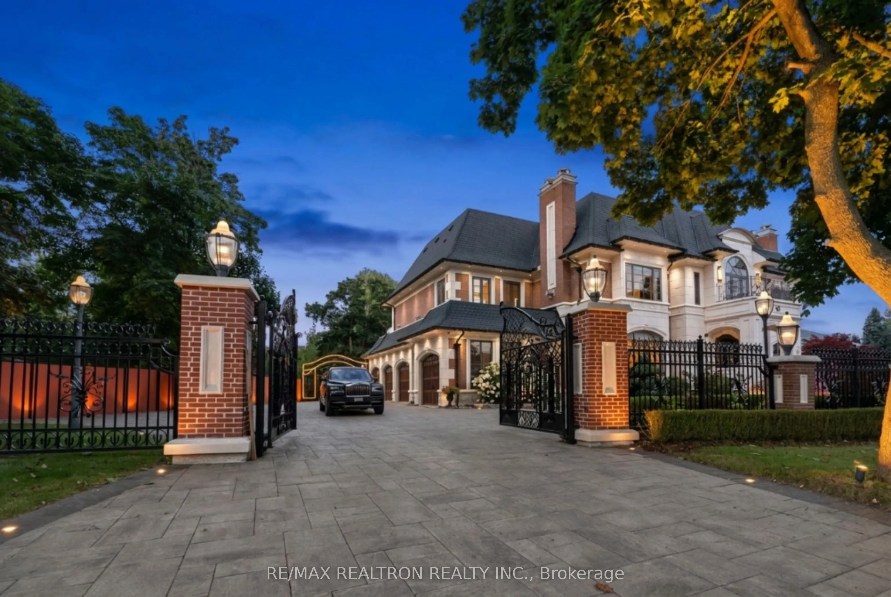 Detached Home For Sale | N13473288