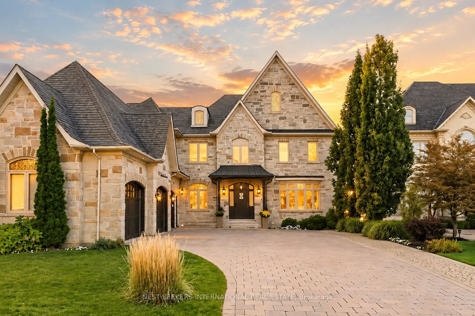 Detached Home For Sale | N13473852
