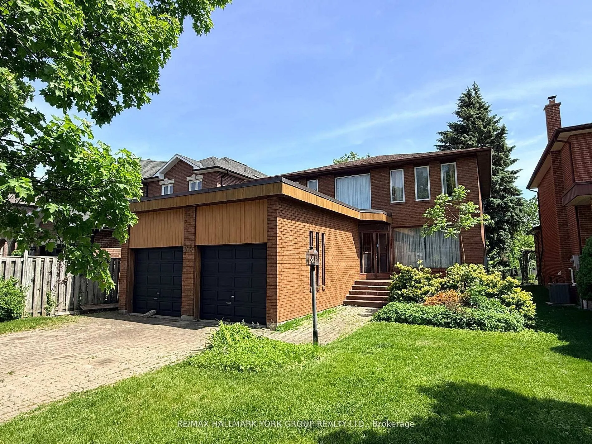 Detached Home For Sale | N13475518
