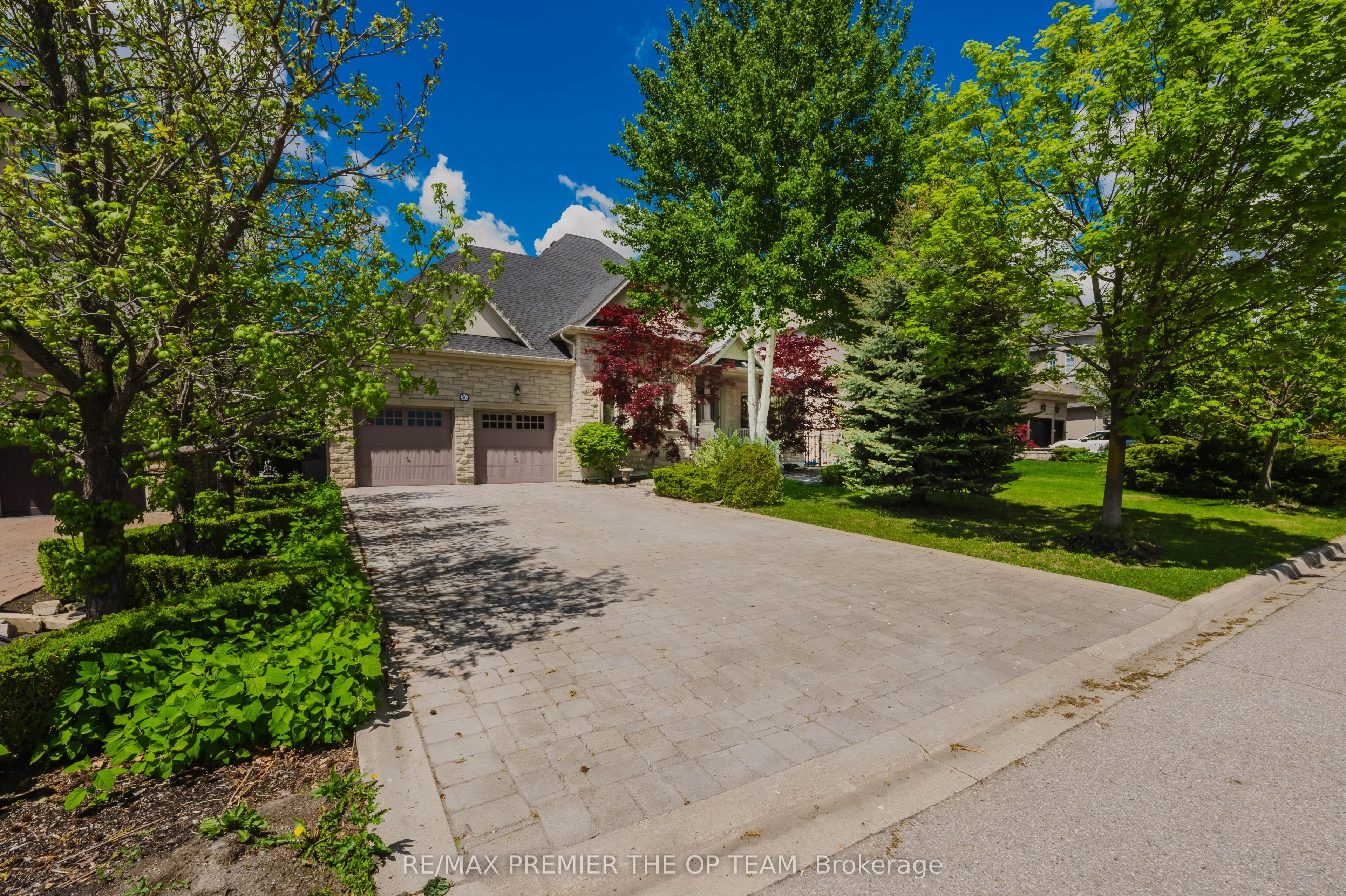 Detached Home For Sale | N13475828