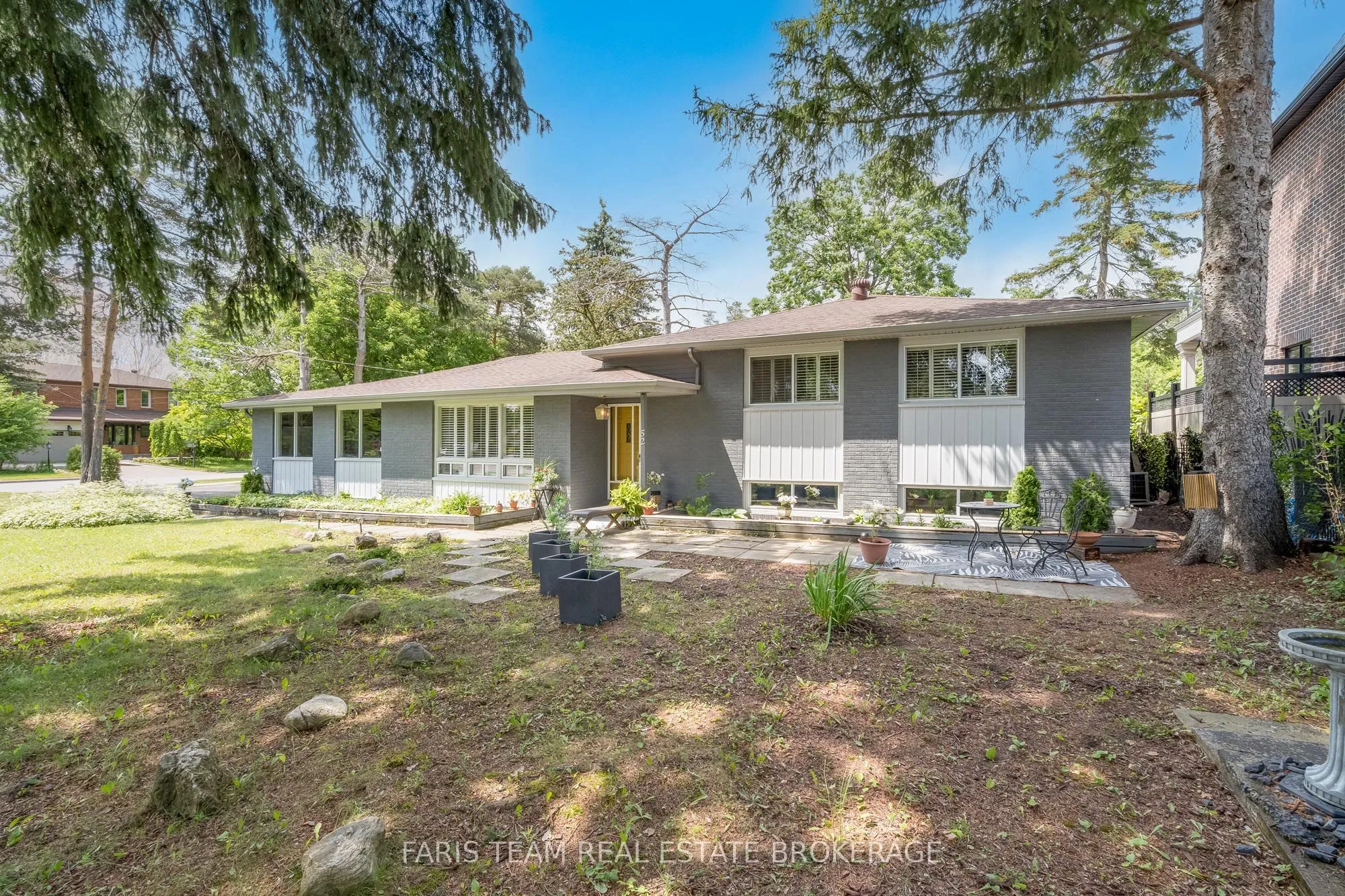 Detached Home For Sale | N13478146