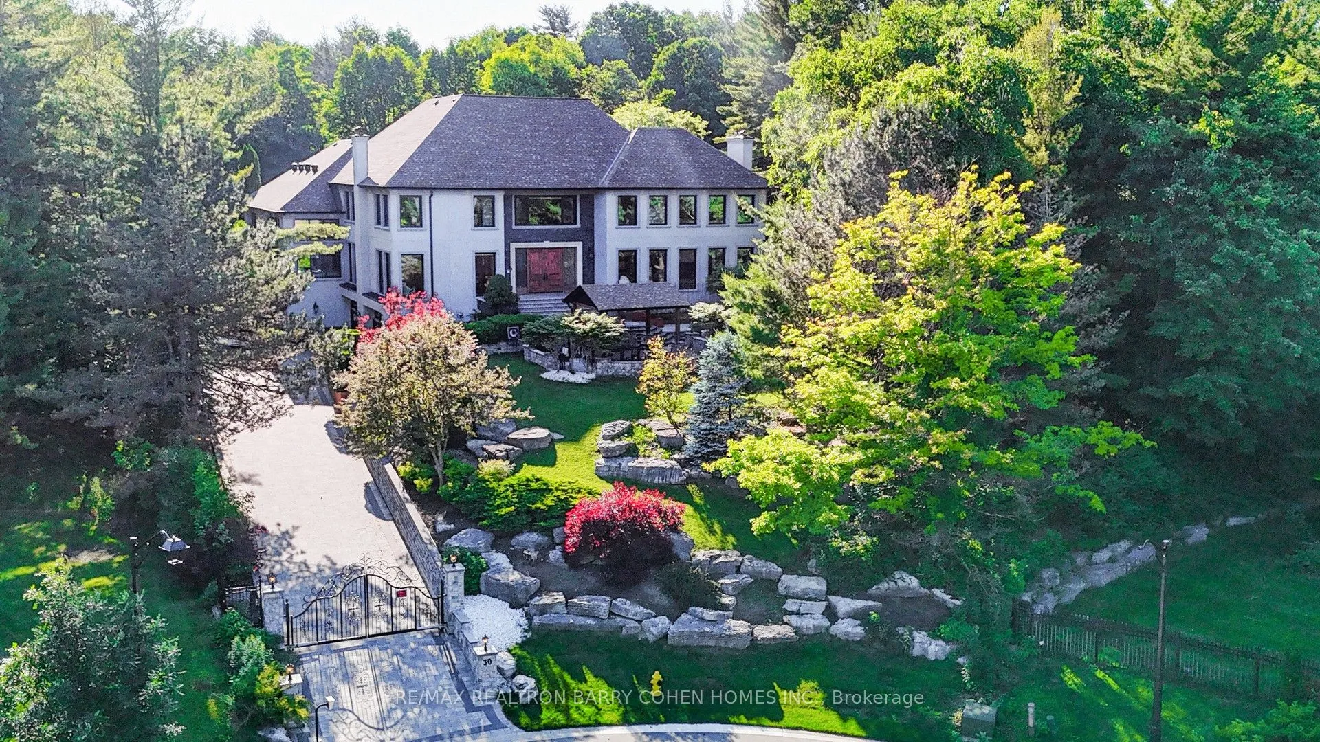 Detached Home For Sale | N13485382
