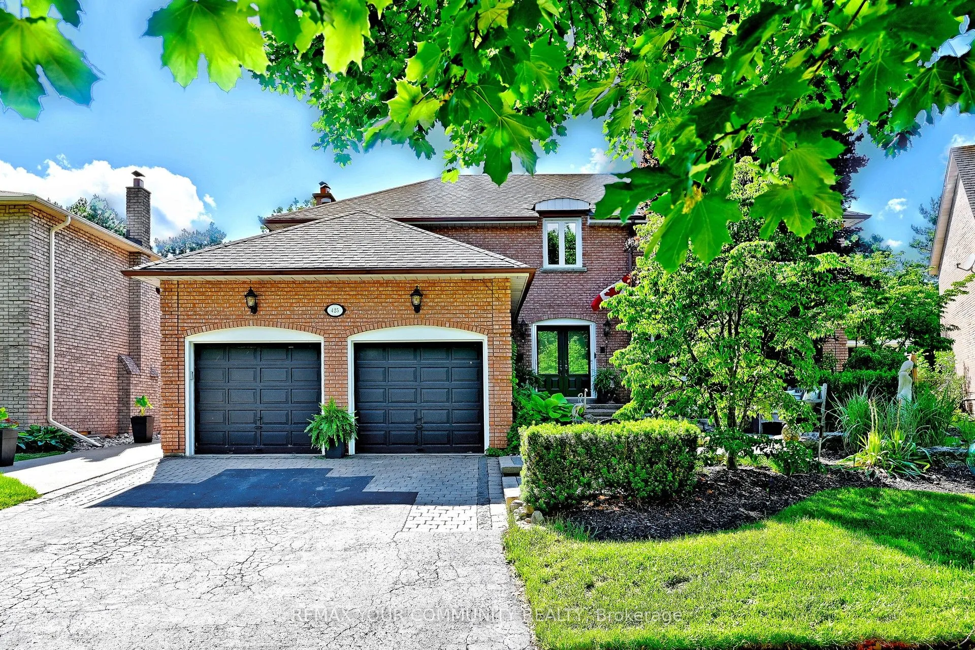 Detached Home For Sale | N13485732