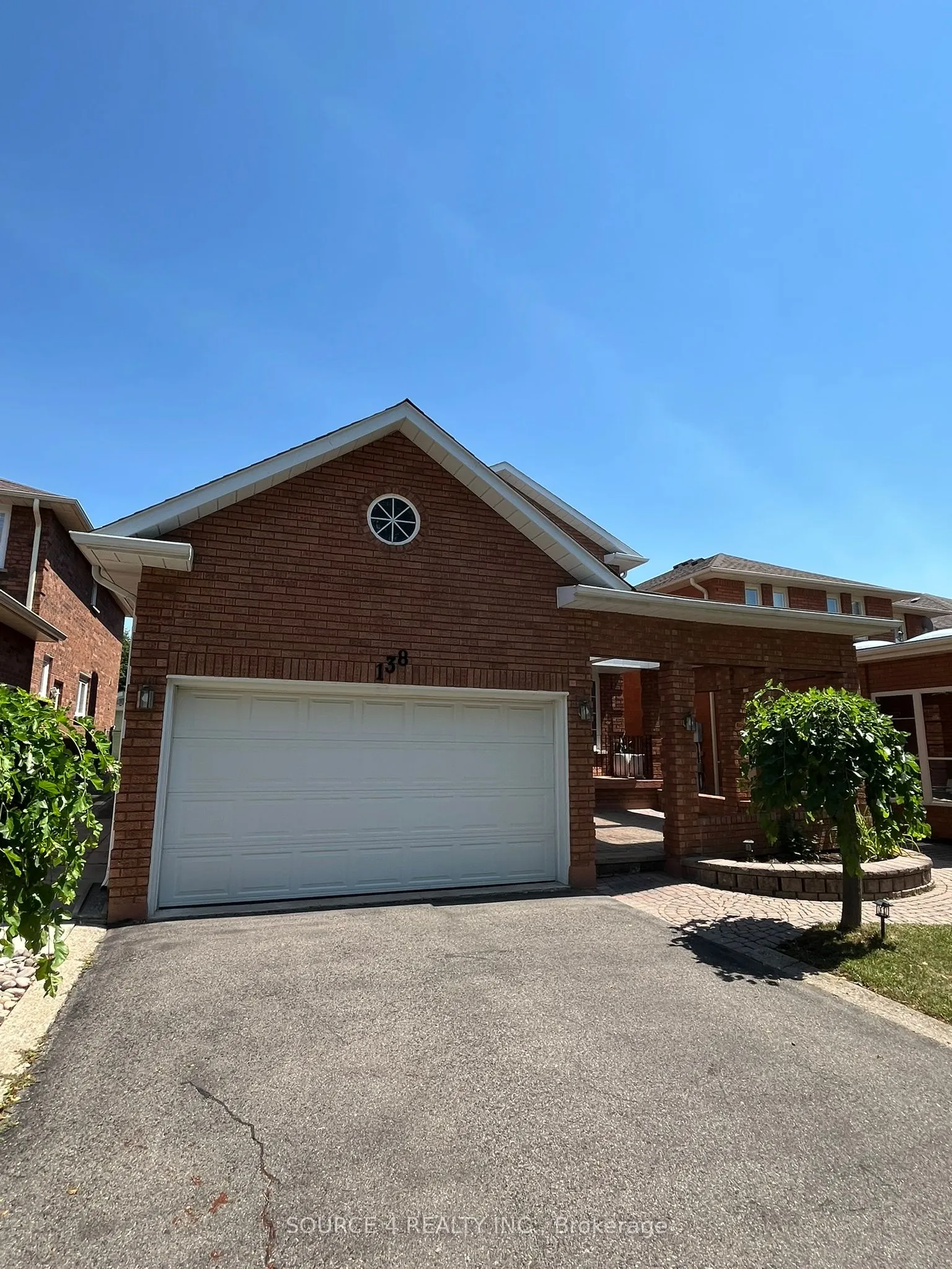 Detached Home For Lease | N13485970