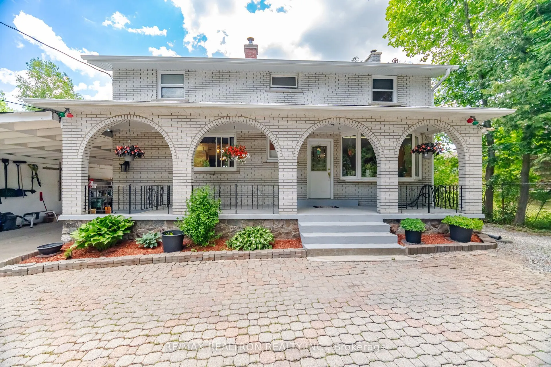 Detached Home For Sale | N13487216