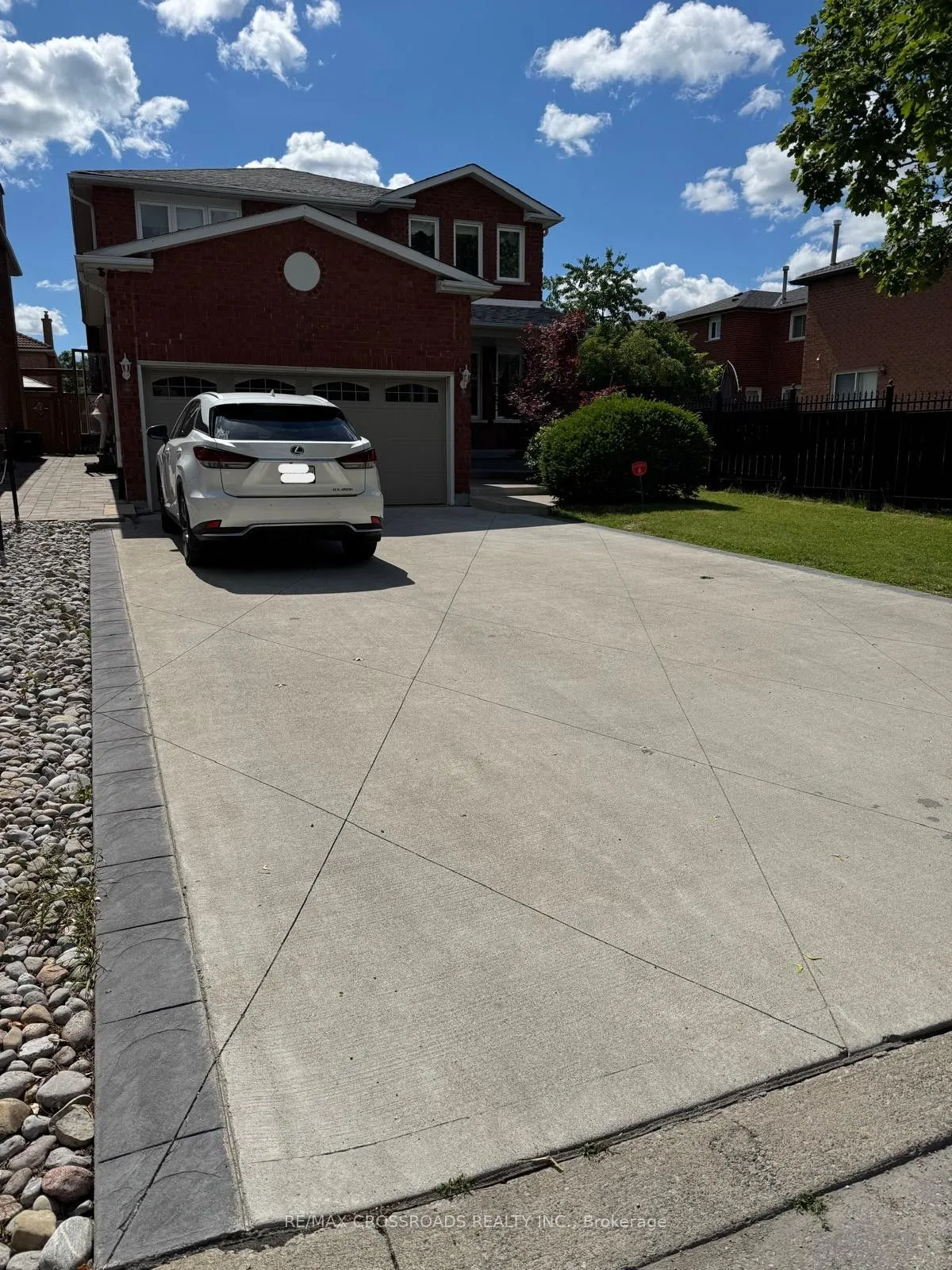 Detached Home For Lease | N13487394