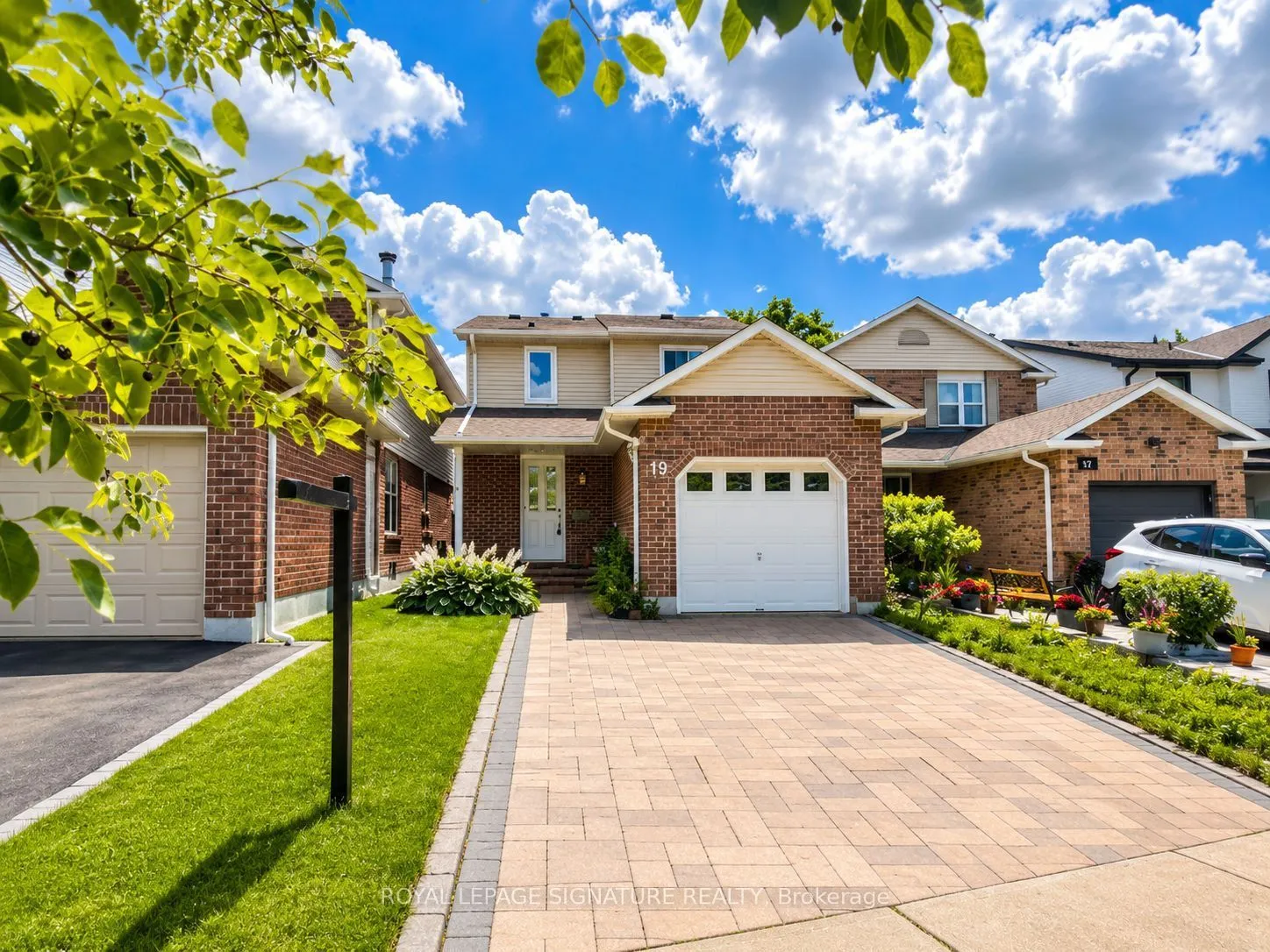 Detached Home For Lease | N13492548