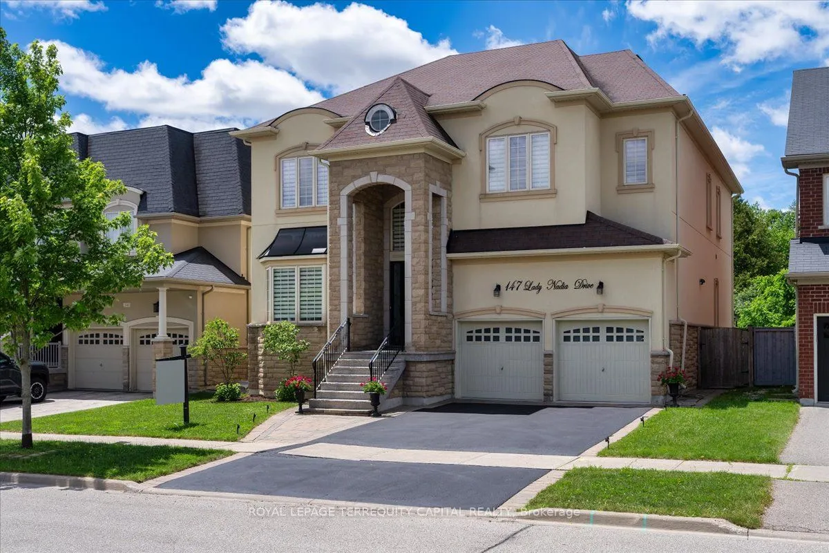 Detached Home For Sale | N13494898