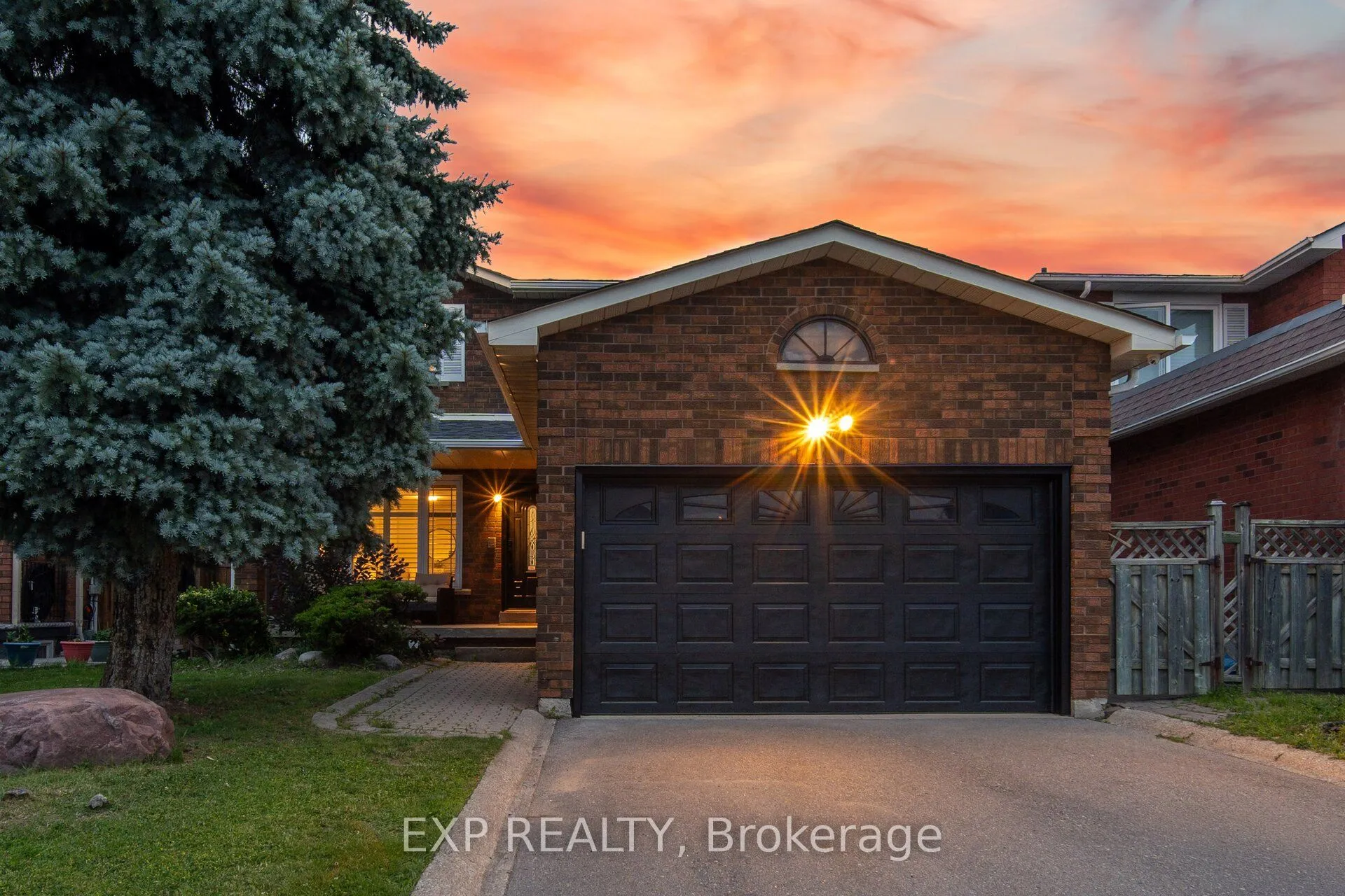 Detached Home For Sale | N13499434