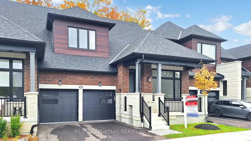 5 Vern Robertson Gate, Uxbridge, ON L9P 0R9